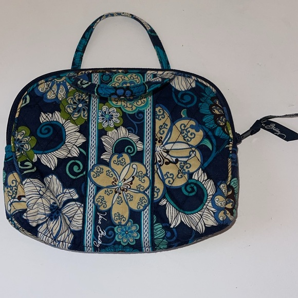 NWOT Vera Bradley Quilted Cosmetic Bag - Picture 5 of 14